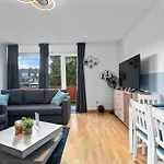 아파트 Design Luxus, Vollausstattung, 2 Min Hbf Duisburg, Betten, 2 55