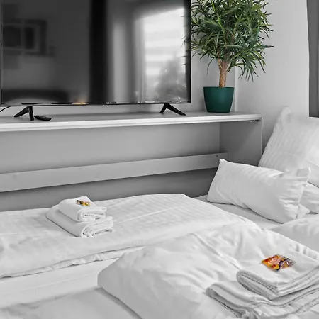 Apartament Design Luxus, Vollausstattung, 2 Min Hbf Duisburg, Betten, 2 55