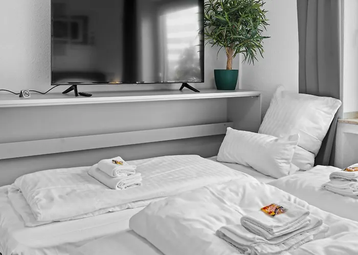 Apartment Design Luxus, Vollausstattung, 2 Min Hbf Duisburg, Betten, 2 55 Tv, Netflix, W24 Duisburg